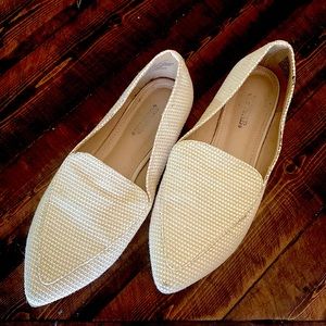 Basket weave flats